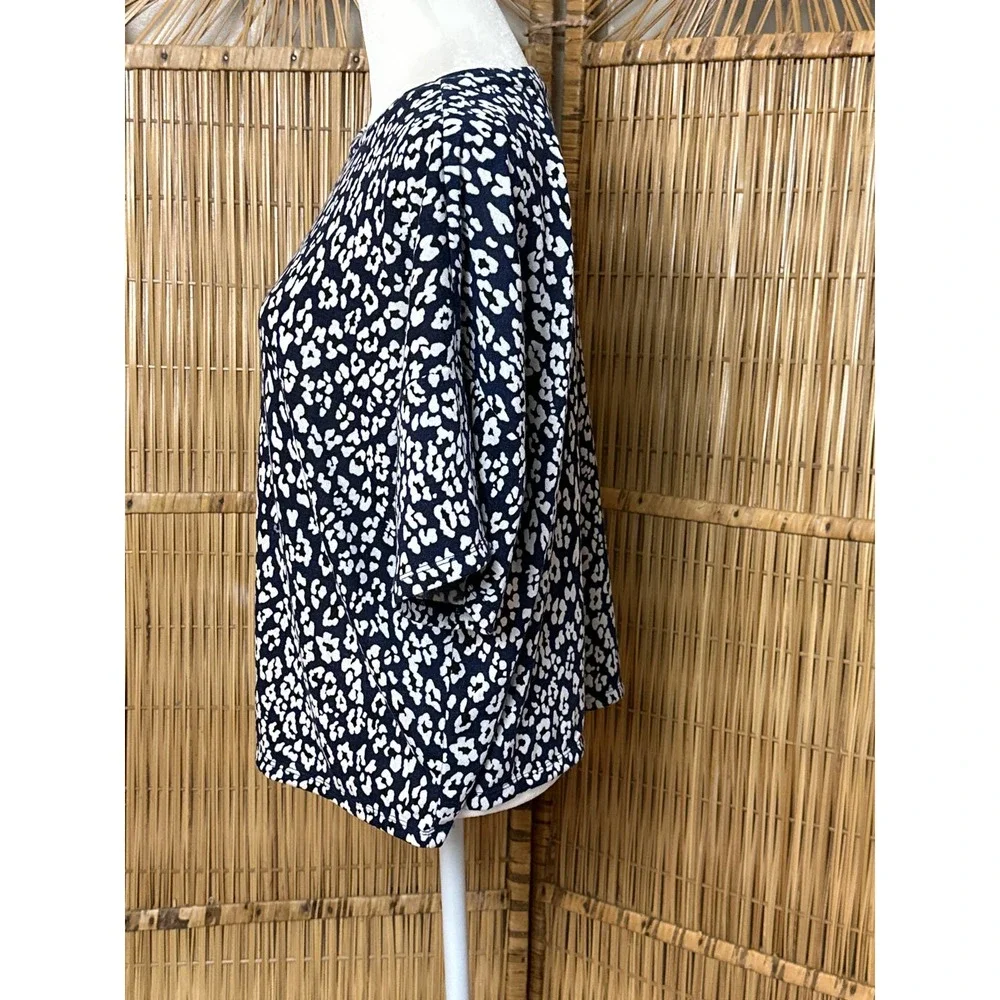 Banana Republic Top Women's‎ Medium